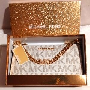 Elegant ⚜️ Michael Kors ⚜️  Logo Gold/Vanilla/Luggage  MK Chain Pouchette